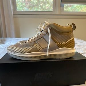 LeBron x John Elliott Icon QS Size 10